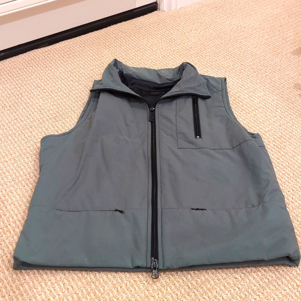 Express grey vest with mesh lining size medium